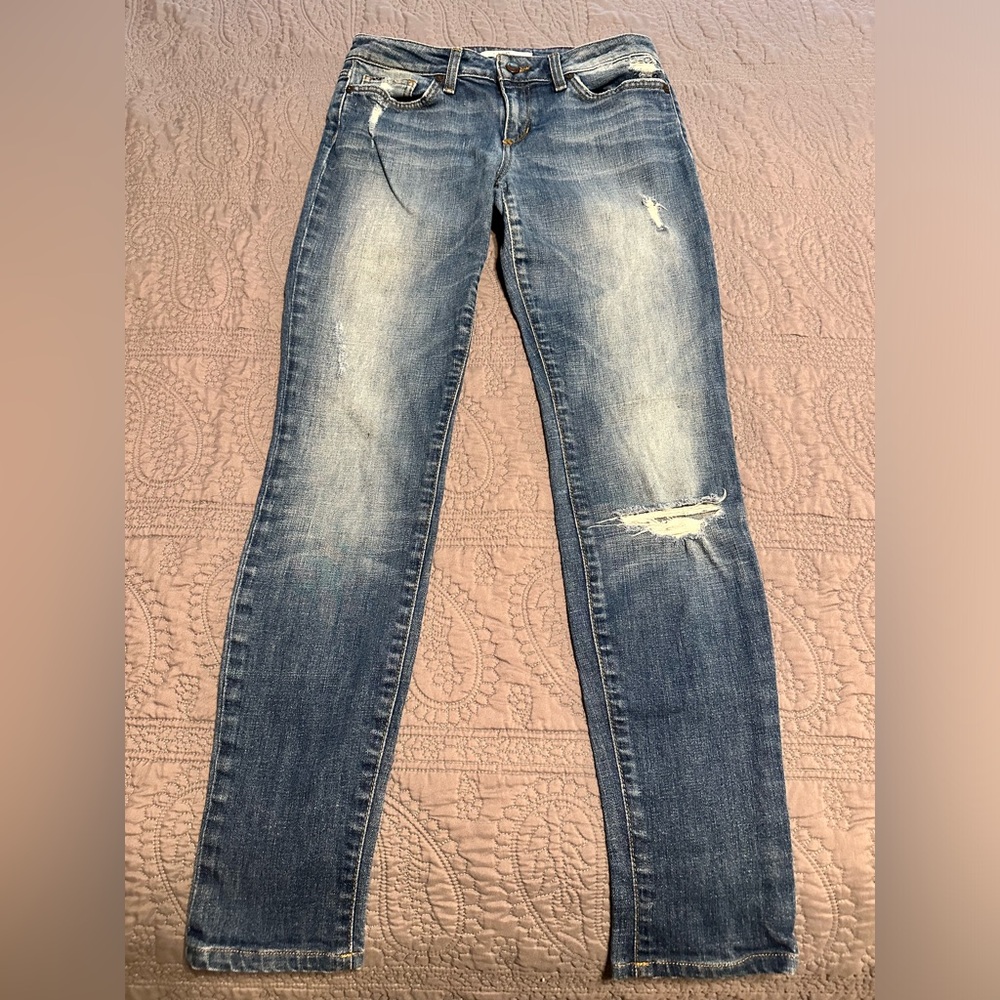 Joe’s Jeans Chelsea Fit Vintage Women’s Distressed Size 27 Skinny